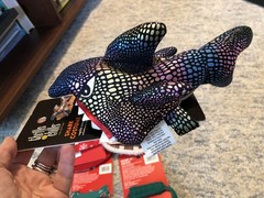 4 MERRY BRIGHT Bearded Dragon Christmas Apparel + THRILLS CHILLS Shark NWT