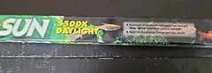 Zoo Med 5,500K Tropic Sun T8 Fluorescent Lamp – 17 W – 24″ (F51)