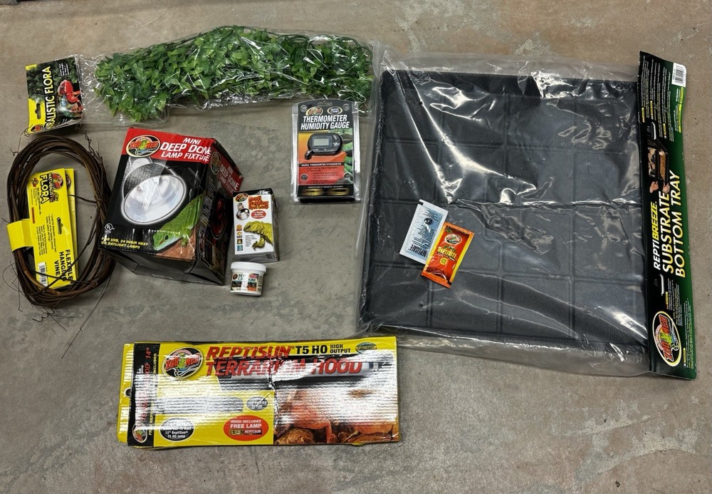 Zoo Med Deluxe ReptiBreeze Chameleon Kit Starter Kit for All Chameleon No Cage