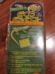 Zoo Med Frog Reptile Starter Lot Frog Moss UTH Heater Water Food Dish Eco Earth