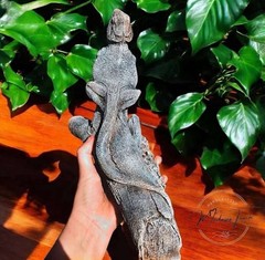 bearded dragon on log life sized concrete statue