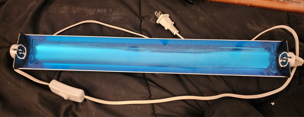 Hypool UVB Reptile Light 18 Inch Light
