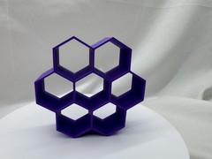 Colorful Honeycomb Hide for Jumping Spider Enclosure – 3D Printed Decor Custom