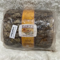 Fluker’s Large Critter Cavern Reptile/Small Animal Hide