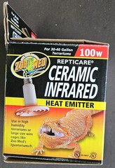 Zoo Med 100W Repticare Ceramic Infrared Heat Emitter New Open Box