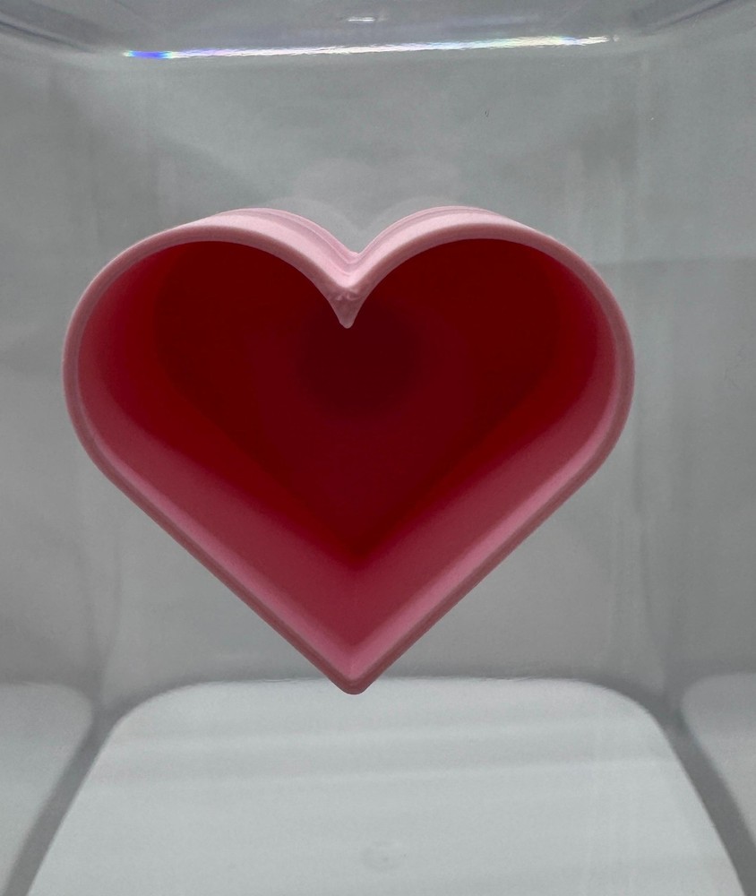 Heart hide for jumping spiders, 3D printed terrarium decor