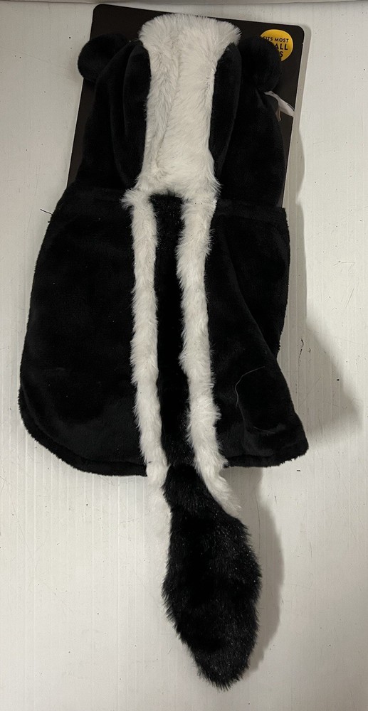 Chills And Thrills Small Pet Guinea Pig Tea Cup Halloween Costumes Skunk