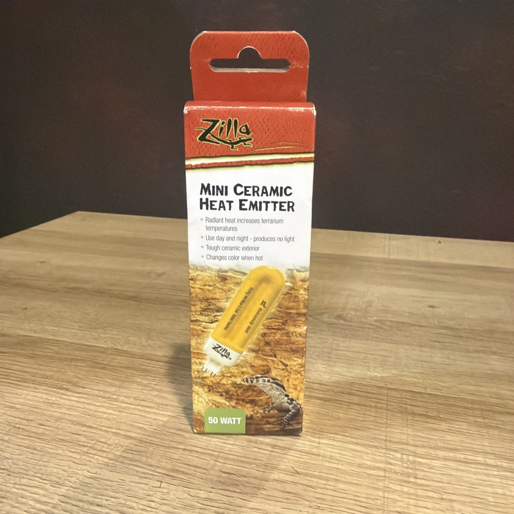 Zilla Mini Ceramic Heat Emitter 50-Watt Bulb Reptile/Terrarium Lighting