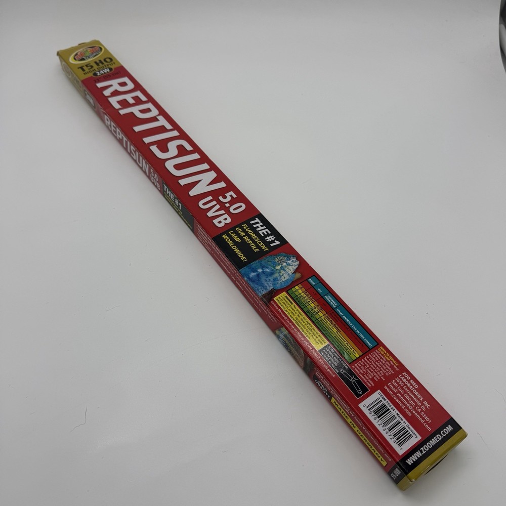 Zoo Med ReptiSun 5.0 UVB T5 HO High Output Fluorescent (D7) 22” 24W