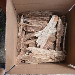 5lb Box Of Bark For Isopods And Inverts