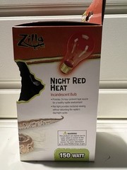 Zilla Incandescent Night Red Heat Bulb for Reptiles – 150 Watt