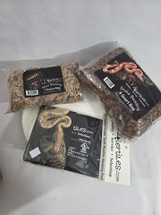 NEW XYZ Reptiles Starter Kit Bundle 10 Gal Heater Hide Hook Bedding Thermometer