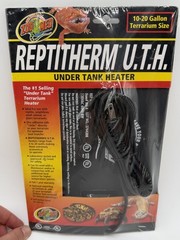 Zoo Med RH-4 Bran New Repti Therm Under Tank Heater 10-20 Gallon NEW