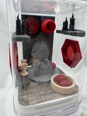 Medieval-Inspired Accessory Pack for Jumping Spiders – Unique Habitat Decor