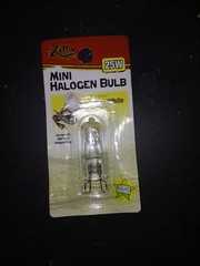 Zilla Mini Halogen Lamp Reptile Bulb 25-Watt Day White