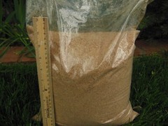 Wheat Bran Bedding for Superworms, Mealworms, and Other Feeders 5 lb bag